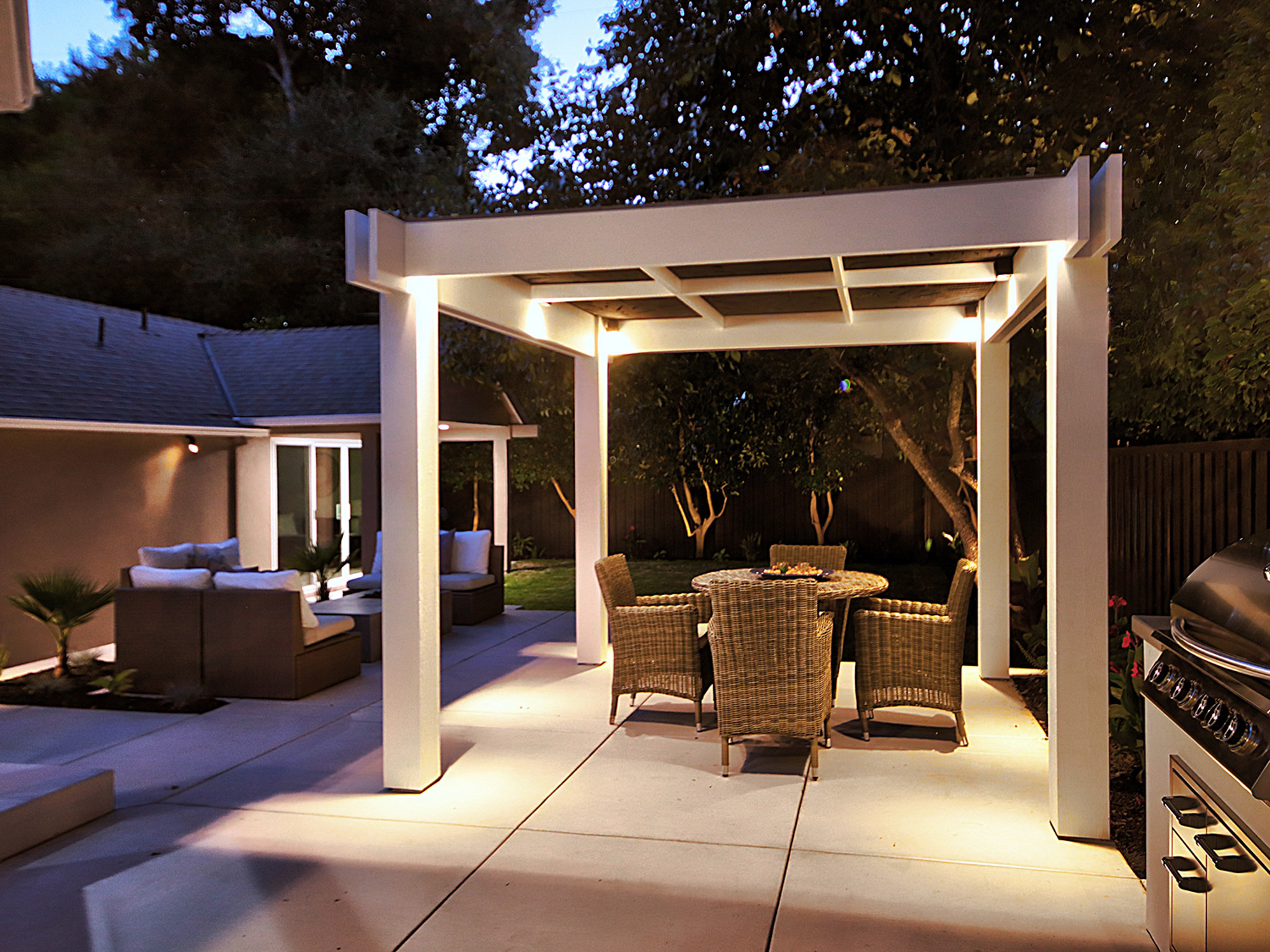 Kim residence, photograph 10